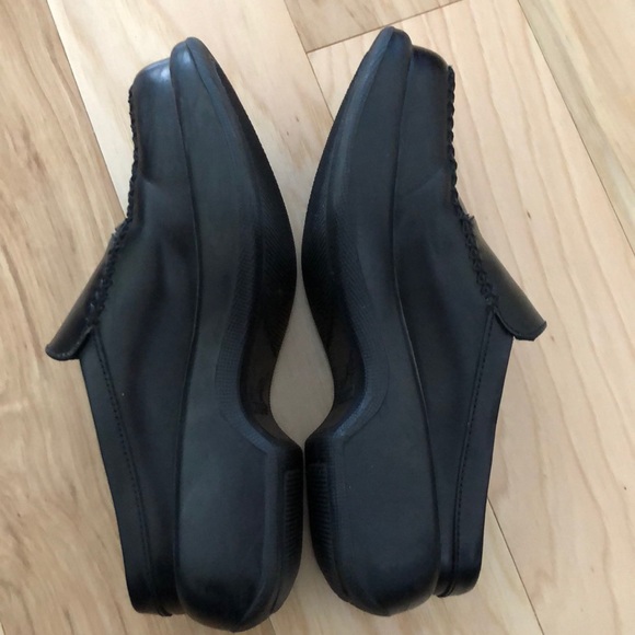 Dansko Black Nursing Clogs Slides Mules - Picture 6 of 8